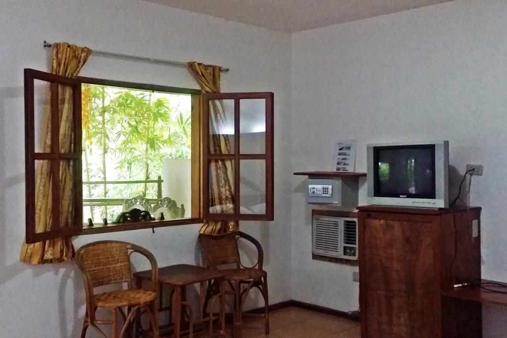 Bamboo Bungalows Resthouse Balabag  Bilik gambar