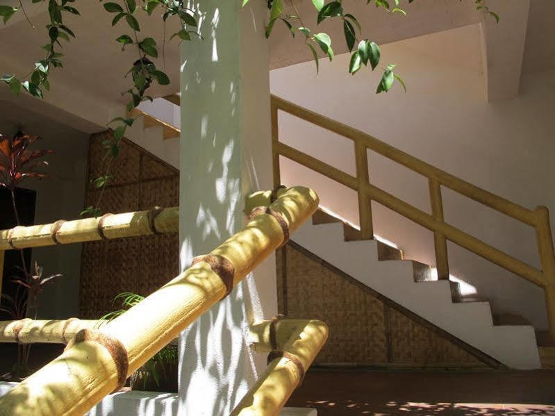 Bamboo Bungalows Resthouse Balabag  Luaran gambar