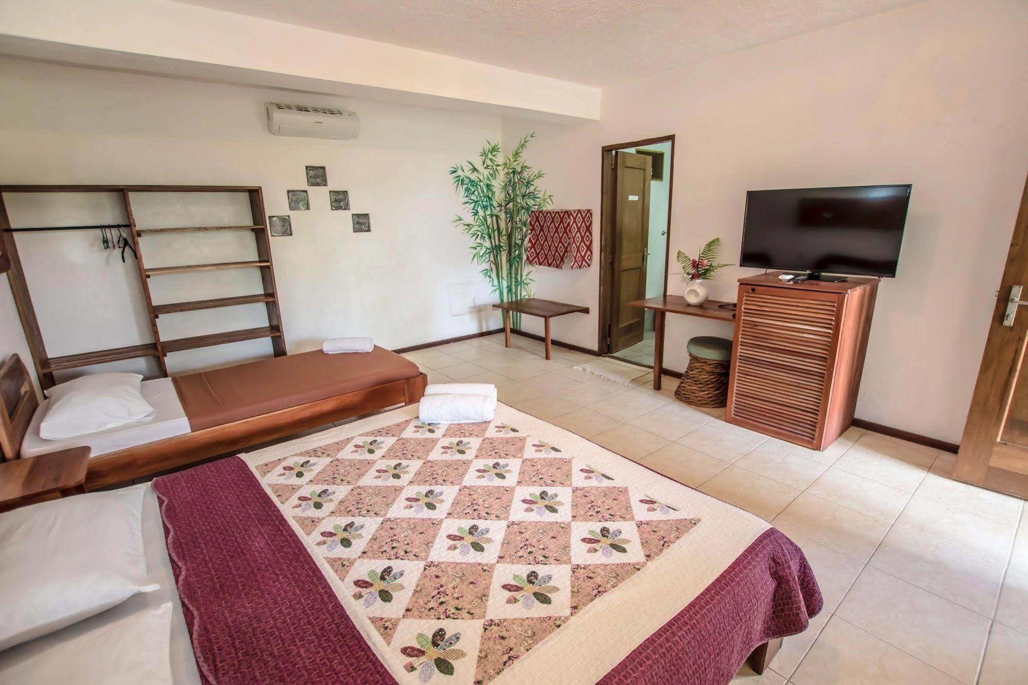 Bamboo Bungalows Resthouse Balabag  Luaran gambar