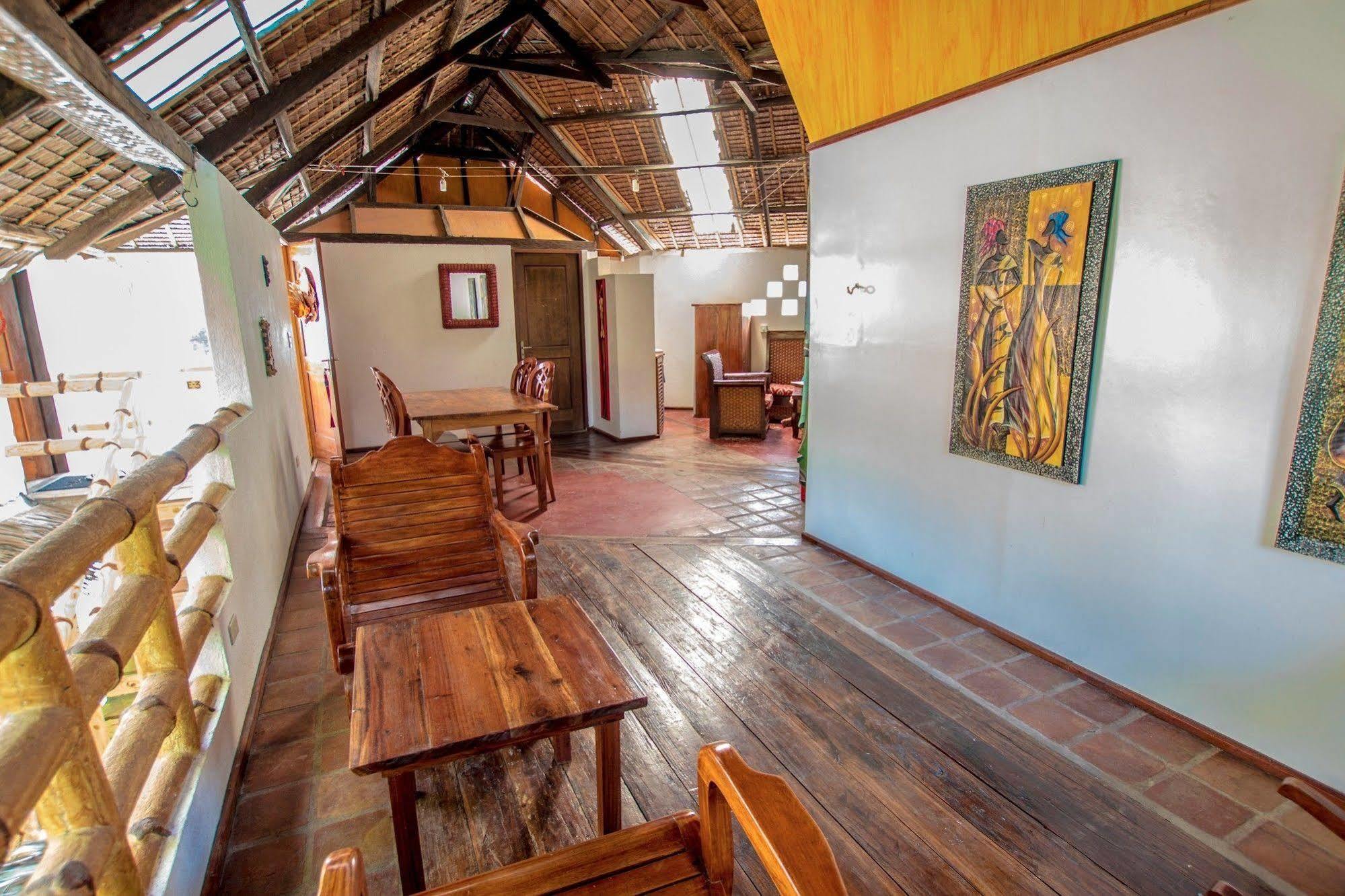 Bamboo Bungalows Resthouse Balabag  Luaran gambar