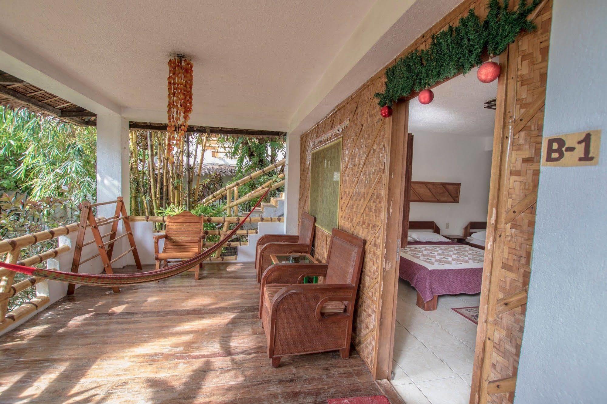 Bamboo Bungalows Resthouse Balabag  Luaran gambar